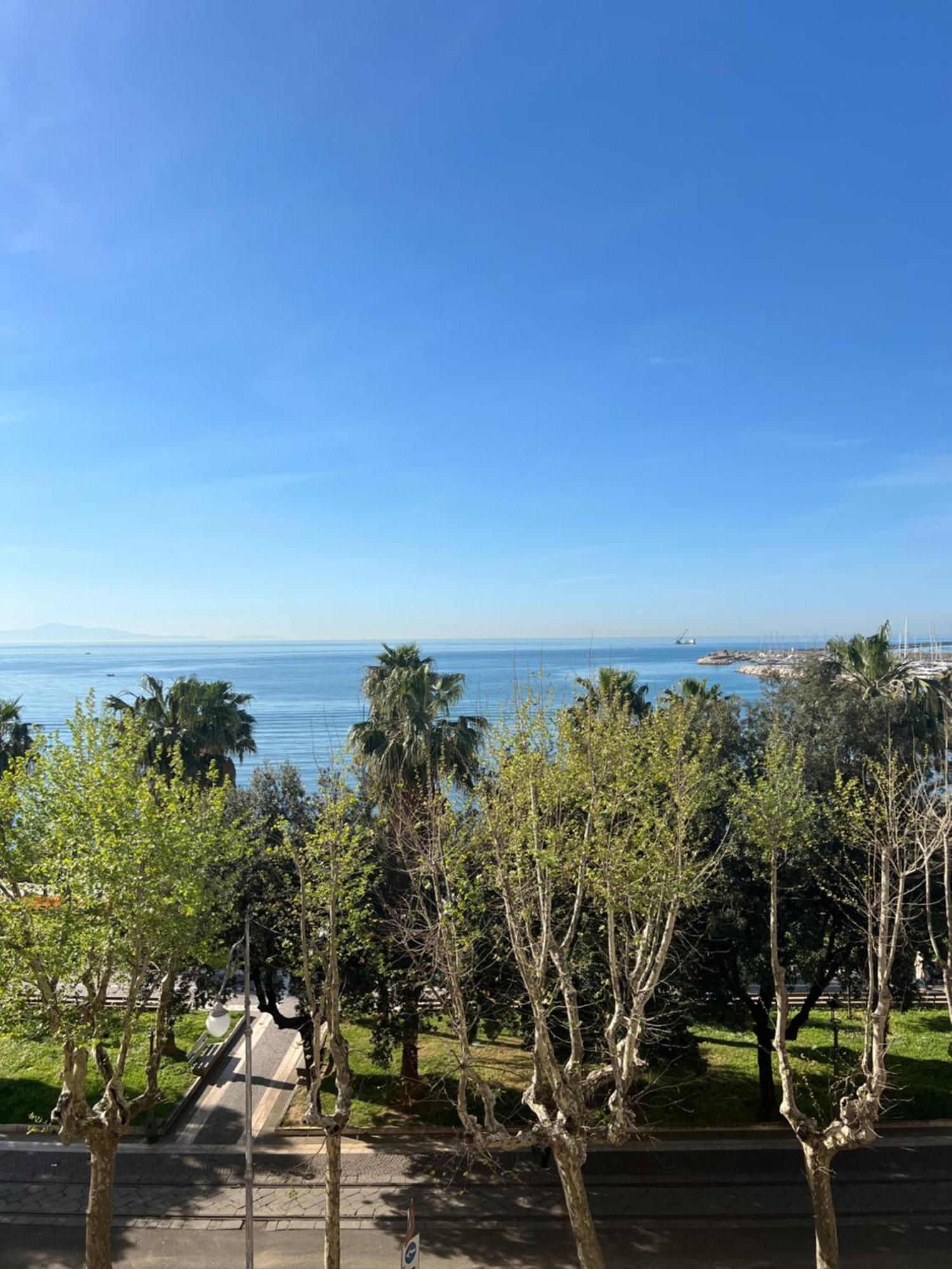 Blue Sea View Apartment Salerno Exteriér fotografie